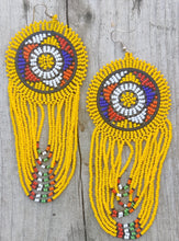 Load image into Gallery viewer, Hanging Drops Zulu Beaded Earrings