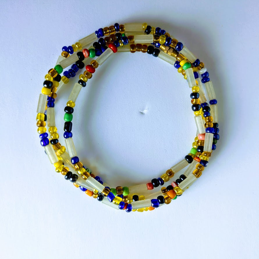 This beautiful waist beads are handmade in Cameroon using glass beads  Approximately 100 cm long with clasps. The beads are used for beauty and for weight loss. They make the waist noticeable and sexy.